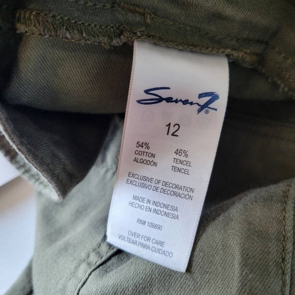 Seven7 Wide-Leg Cropped Pants Fatique Green Size 12 - Picture 7 of 11